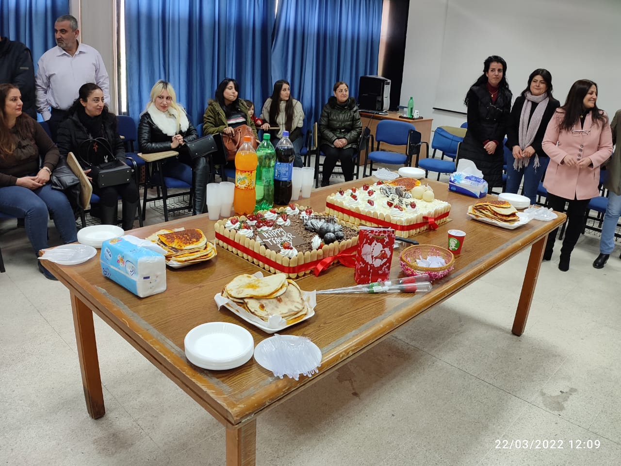 المعهد العالي للغات أقام أحتفالاً بعيد المعلم وعيد الأم يوم 22-3-2022